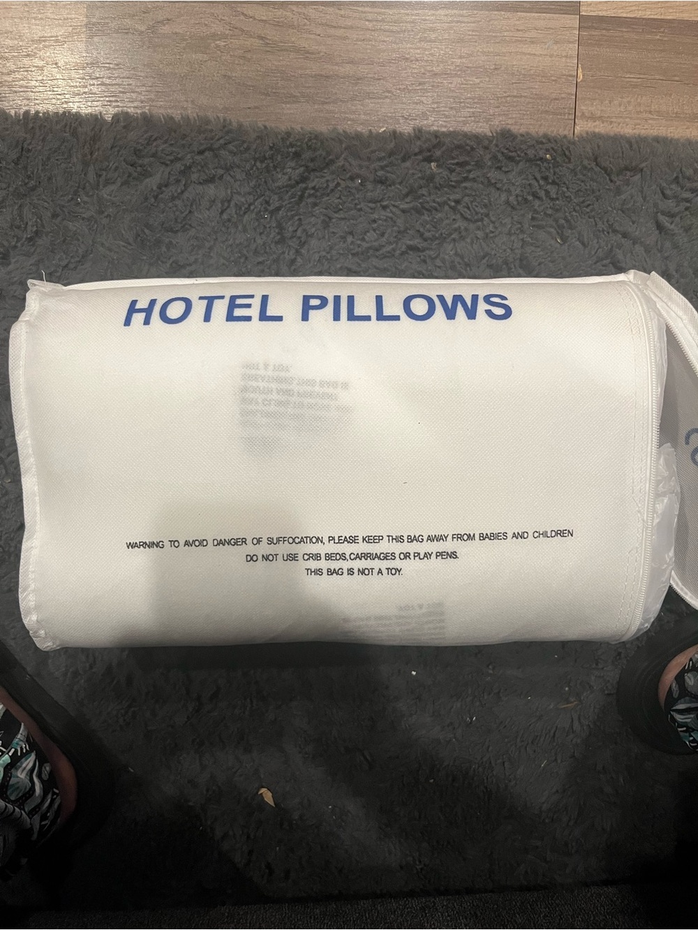 Hotel Pillows - White Plush Bed Pillow